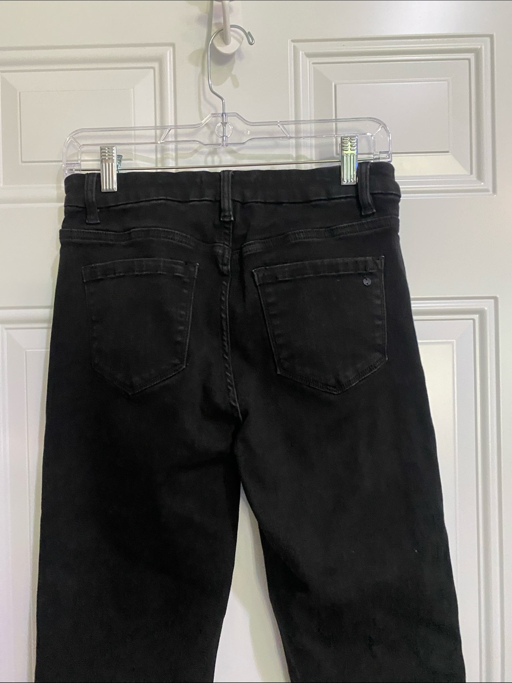 Mica Black Straight-Leg Jeans - Classic Everyday Style - Picture 5 of 8